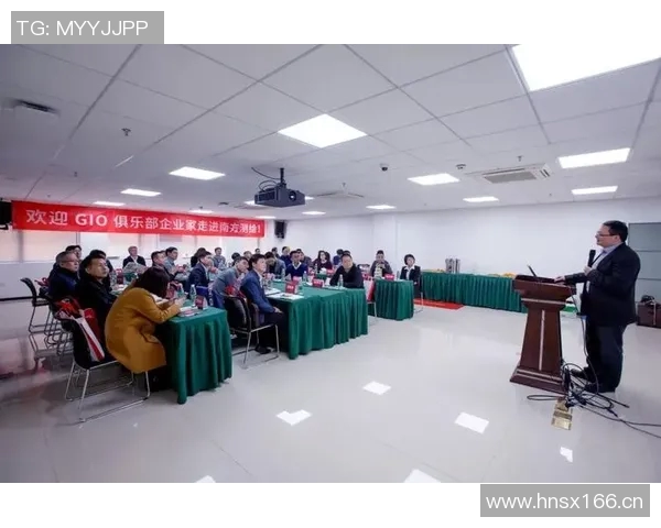 深圳羽毛球队的团队协作与默契提升之路探讨